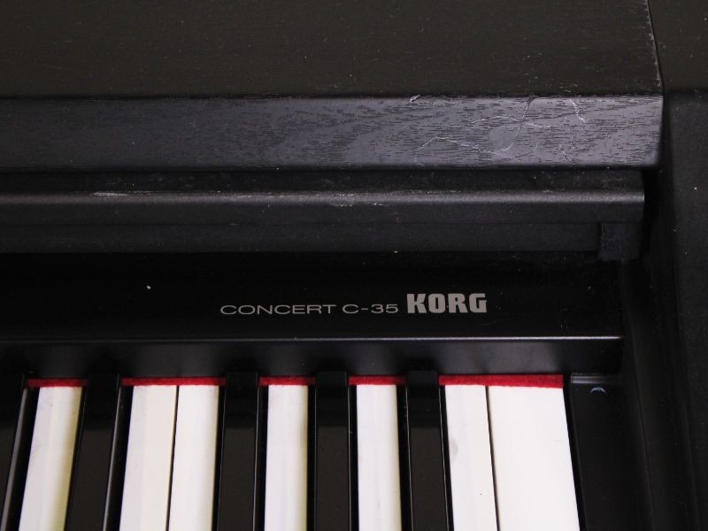 Korg Concert piano C-35